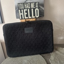 MARC BY MARC JACOBS Black Neoprene Logo Zip Universal Laptop Sleeve 16 X11.5 EUC