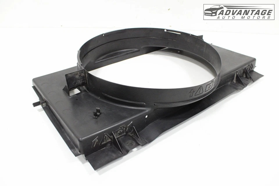 HUMMER H2 2003-2007 6,0 L motor radiador refrigerante ventilador cubierta OEM Foto 2 de 4