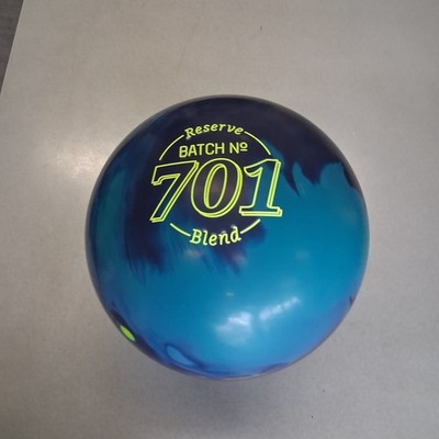 【新品】Xポーネント15ポンド　900グローバル 900 Global Xponent BOWLING BALL 15lb 1st quality NEW BALL IN BOX