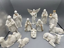 Vintage White With Gold Accents Nativity Scene 12 Piece Set