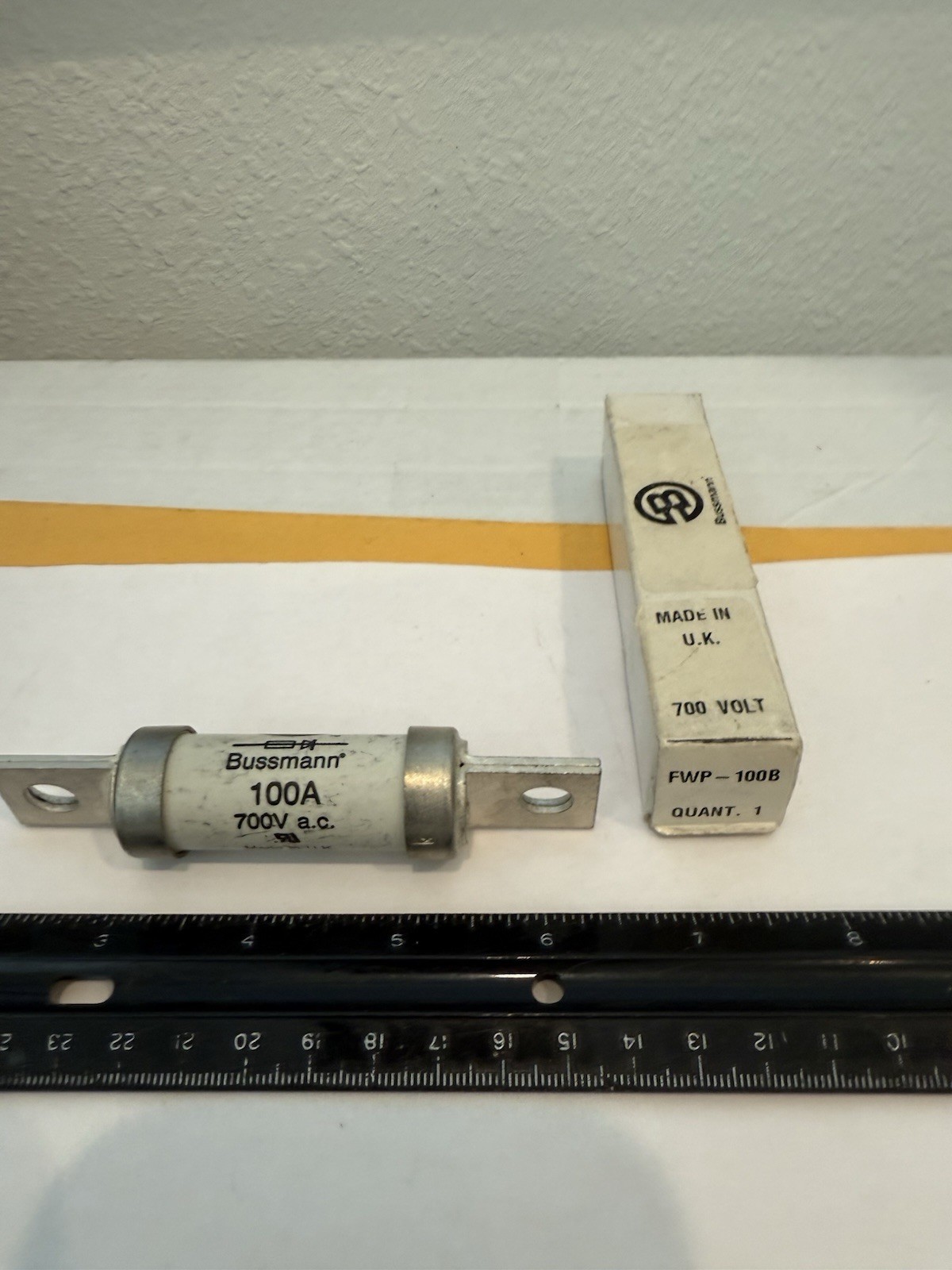 New Bussman FWP-100B, 700V Semiconductor Fuse, 100A