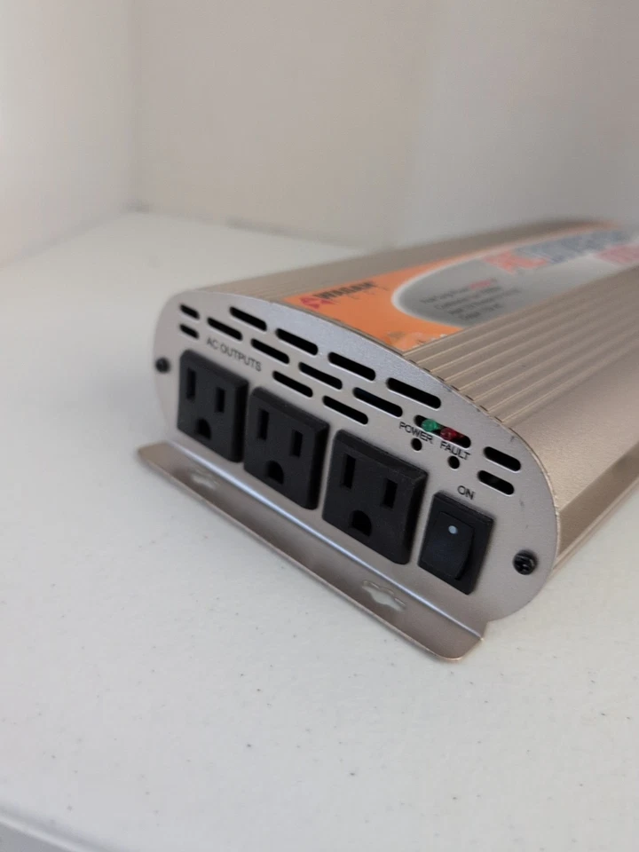 Wagan Tech Pure Sine Wave 1000 Watt Power AC Inverter 2500w Peak Surge 22941 - Image 4 of 4