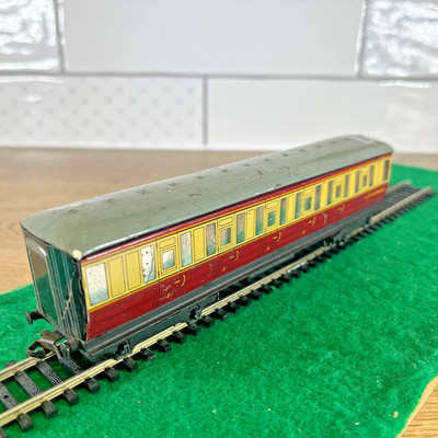 Hornby Dublo British Rail Suburban Coach E42759E Spur 00 purpurrot cremefarben - 725