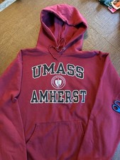 UMASS AMHERST  ChampionHoodie Sweatshirt - Size Medium