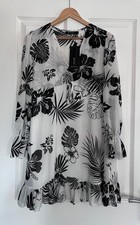 NEW Jus De Pom Size M/L Black And White Tropical Print Mini Dress / Tunic 