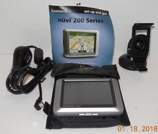Garmin nuvi 200 Automotive Mountable GPS Device Touchscreen with Accessories