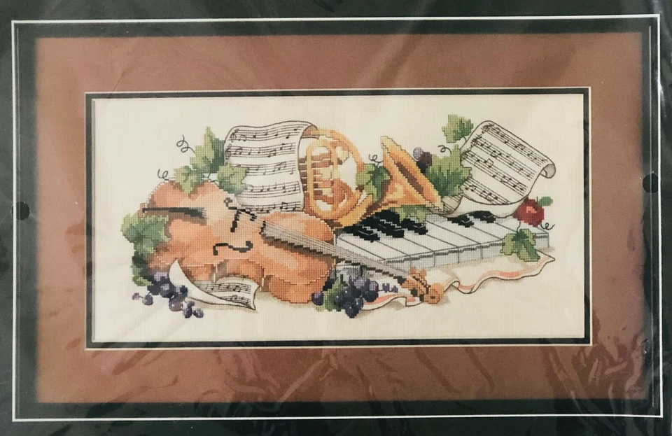 DIMENSIONS SERENADE Punto de Cruz Sin Cuenta Kit #3929 Nuevo de Lote Antiguo 1989 Foto 4 de 4