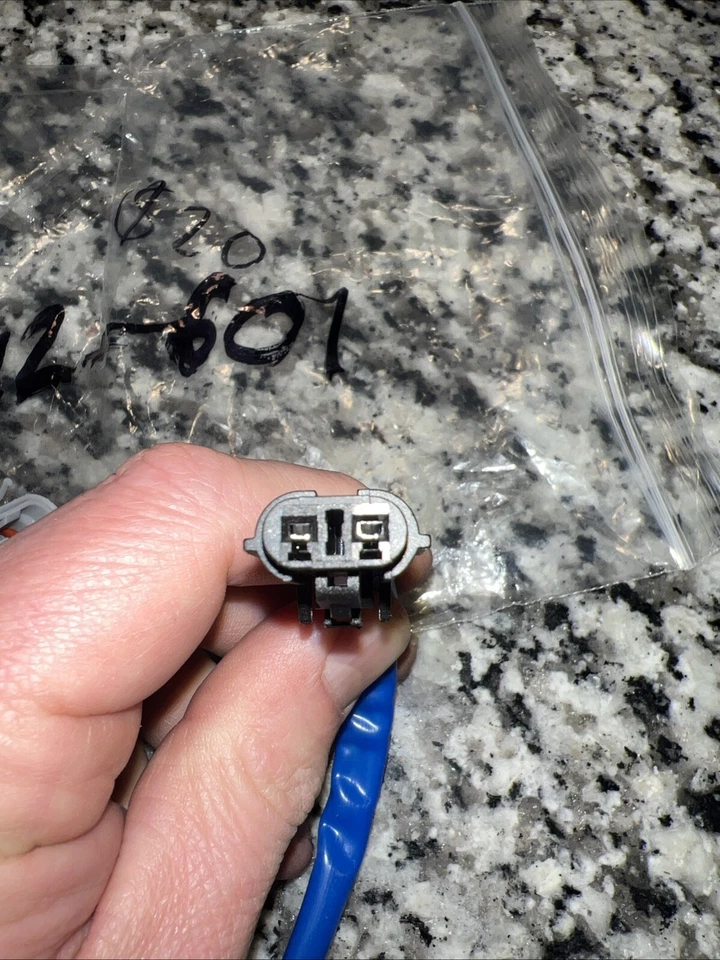 CONECTOR CONECTOR ENCHUFE CABLE CLIP ARNÉS MOTOR VENTANA ELÉCTRICA 83-06 TOYOTA Foto 4 de 4