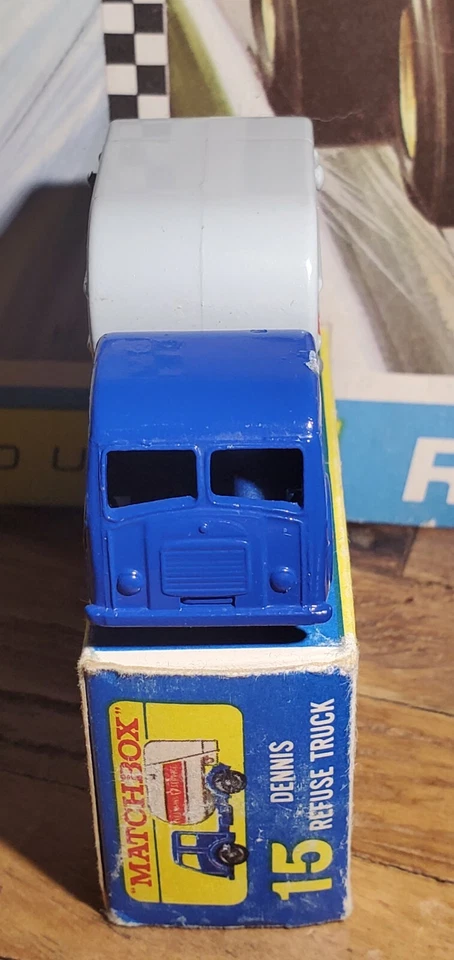 Vintage Matchbox Lesney 1963 15 C Dennis Refuse Truck NM w/ Original Box #15 + - Image 4 of 4