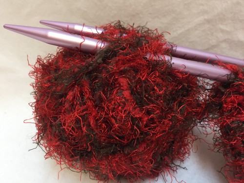 Agujas de tejer Boye rosa talla 13 bola de hilo rojo marrón oscuro proyecto iniciado - Imagen 2 de 4