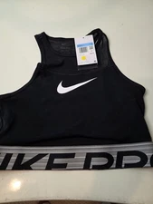 Nike Womens Pro DM7689 Tight Fit Crop Tank Sports Bra New Medium