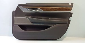 BMW OEM Door cover Leather "Nappa/black" Front Right 7448518 G11 G12 vin:G717520