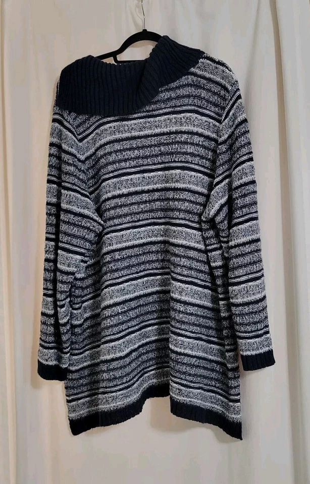 Suéter Pullover Catherines Mujer Talla Grande 3X Azul Marino Blanco Rayas Capucha Cuello Foto 3 de 4