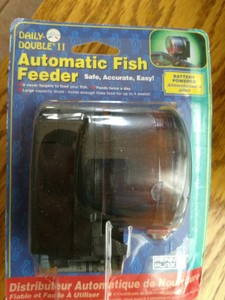daily double fish feeder