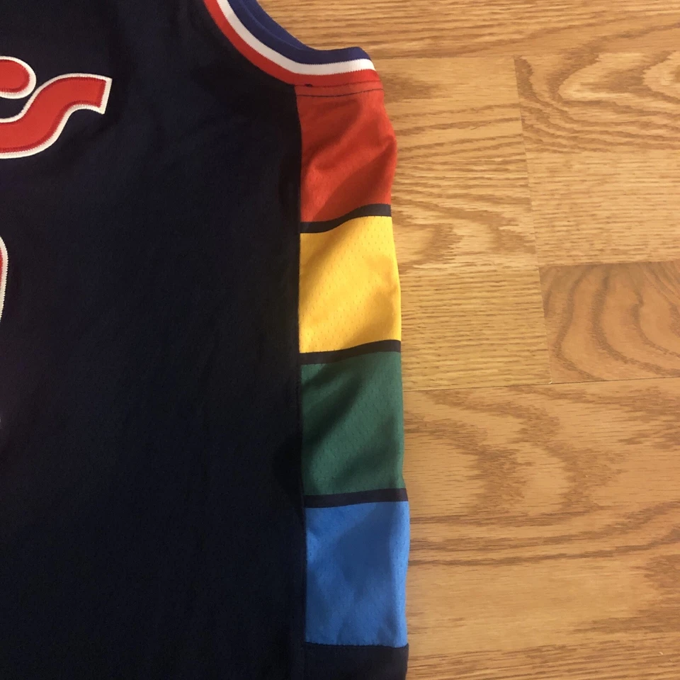 Camiseta de baloncesto rara de los Philadelphia 76ers NIANG #20. 75th Anniv Spectrum talla 50 Foto 4 de 4