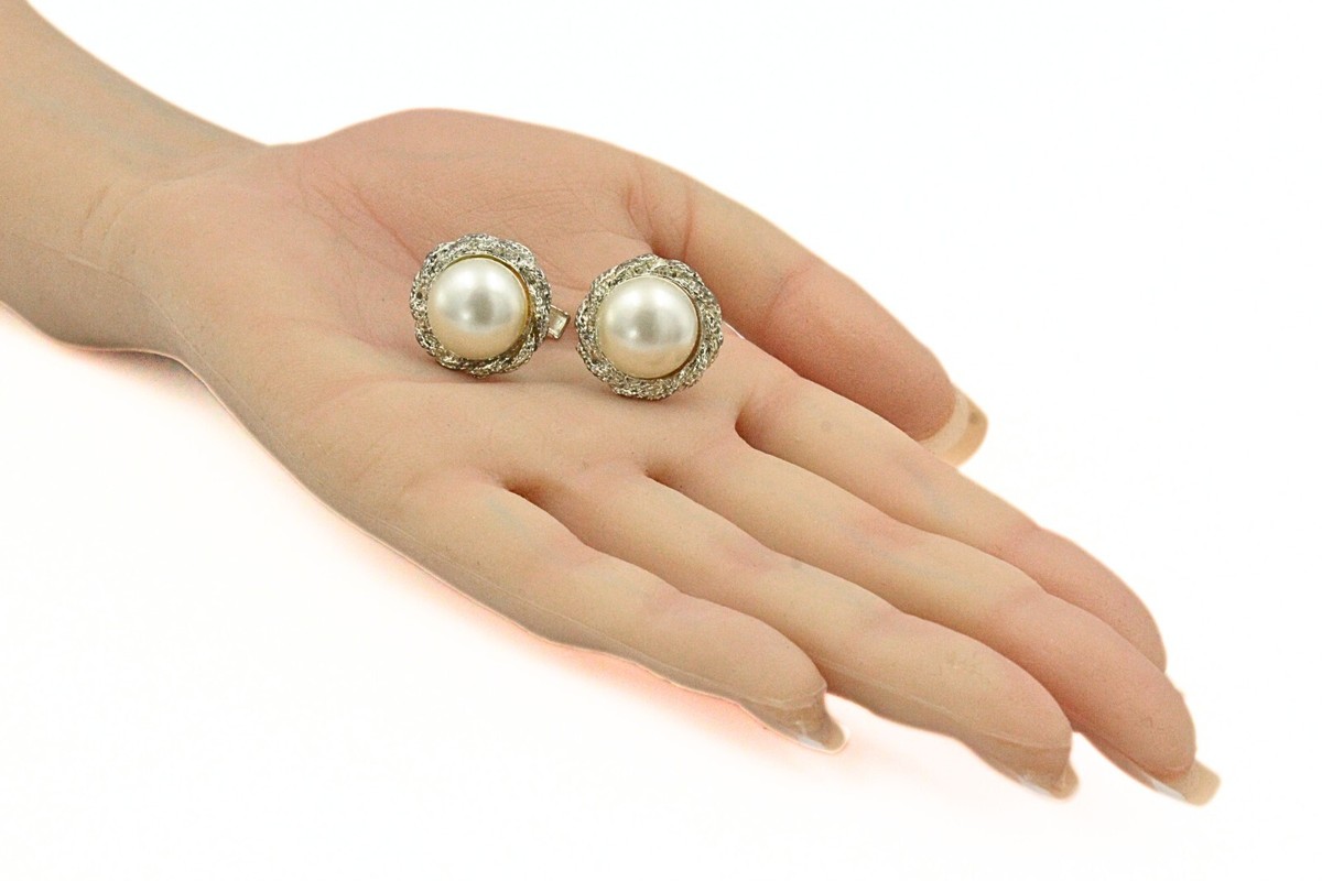 Distinguished White Faux Pearl Silver Tone Textured Cufflinks View 6