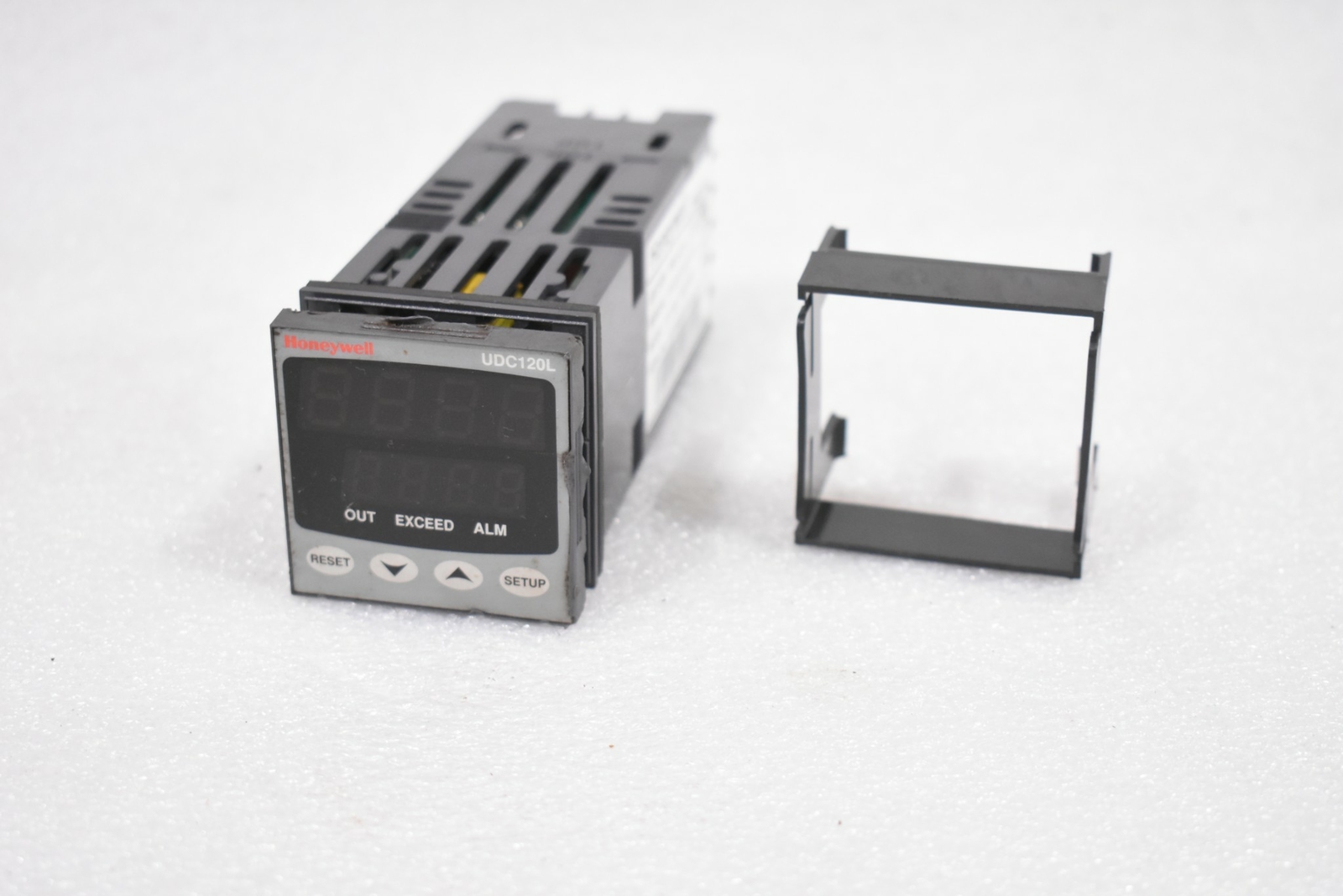 HONEYWELL UDC1200 MODEL DC120L 10001000 TEMPERATURE LIMIT CONTROLLER MICROPRO eBay