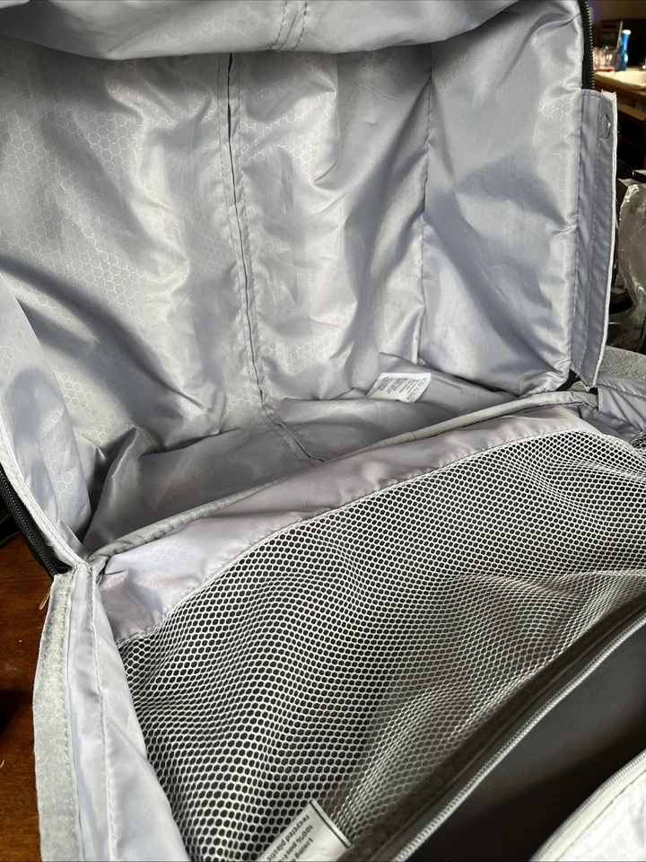 Travelpro Maxlite 5 Softside Lightweight Rolling Underseat Tote Upright 2 Wheel - Image 4 of 4