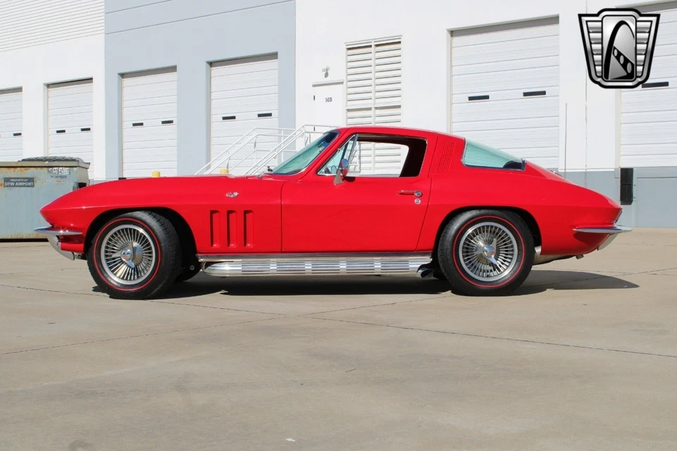 Chevrolet Corvette 1965 Restomod Foto 4 de 4