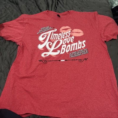 AEW Timeless Love Bombs XL T-Shirt All Elite Crate Toni Storm & Mina Shirakawa