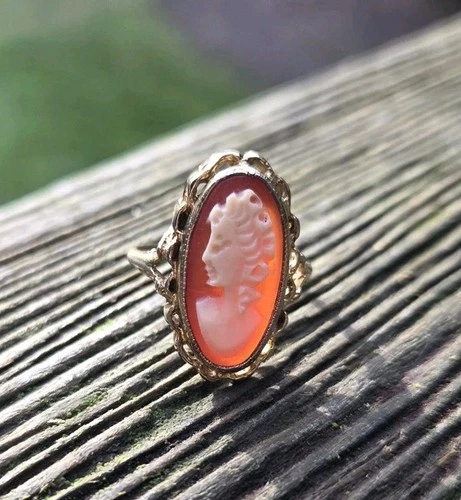 Vintage Left Facing Cameo Ring 925 Gold Over Sterling Silver Size 6.75