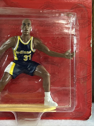 Kenner Starting Lineup Action Figure 1996 NBA Indiana Pacers Reggie Miller NEW - Picture 5 of 15