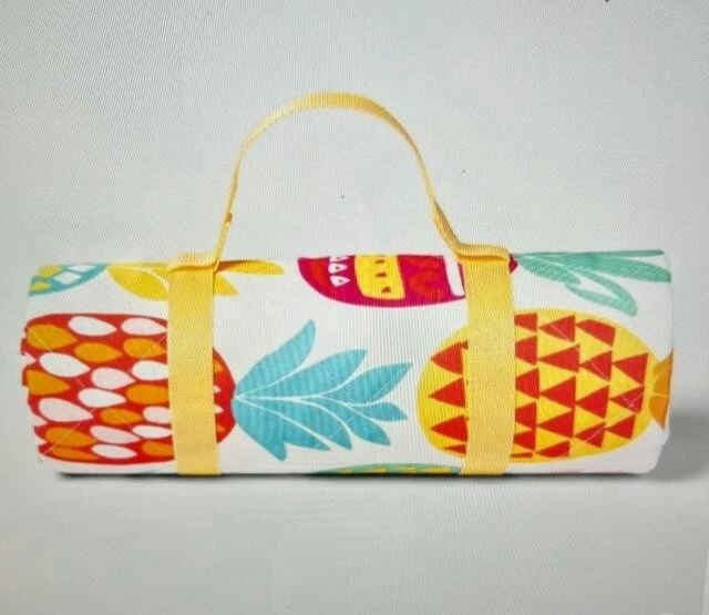 Patterned picnic blanket deals