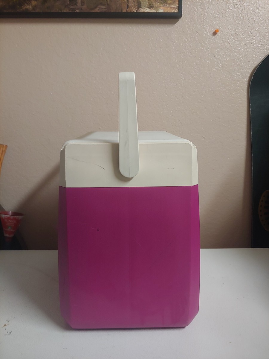 Vintage 1989 Coleman Cooler Model 5218 Coleman 18 Flip Lid w/ Cup