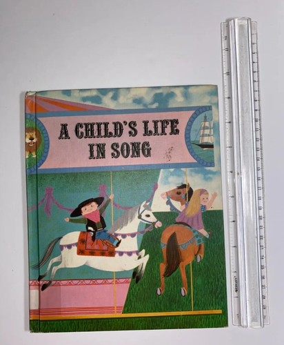 A Child's Life in Song by Claude and Carolyn Rhea VTG HC HTF - Picture 2 of 12