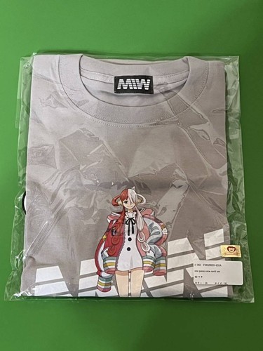 MADE IN WORLD ONE PIECE FILM RED Collaboration T-shirt UTA Size XL Limited Color - Picture 2 of 4