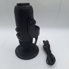 Blue Yeti Professional Multi-Pattern USB Condenser Microphone - Blackout