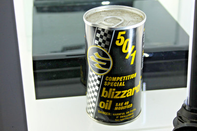 VINTAGE BOMBARDIER COMPETITION SPECIAL 50/1 BLIZZARD SNOWMOBILE UNOPENED OIL CAN