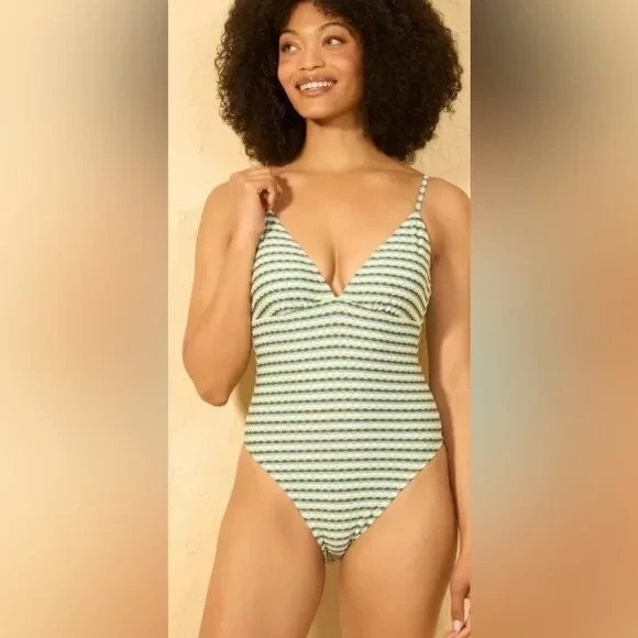 Shade & Shore Women's Geo Jacquard High Leg Cheeky One Piece Swimsuit Green XS