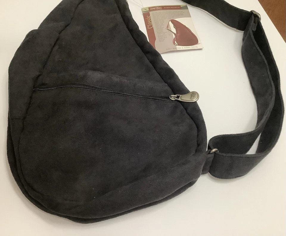Bolso Bandolera AmeriBag 17" Microfibra Bandolera Clásico Trasero Negro Nuevo con Etiquetas Foto 2 de 4