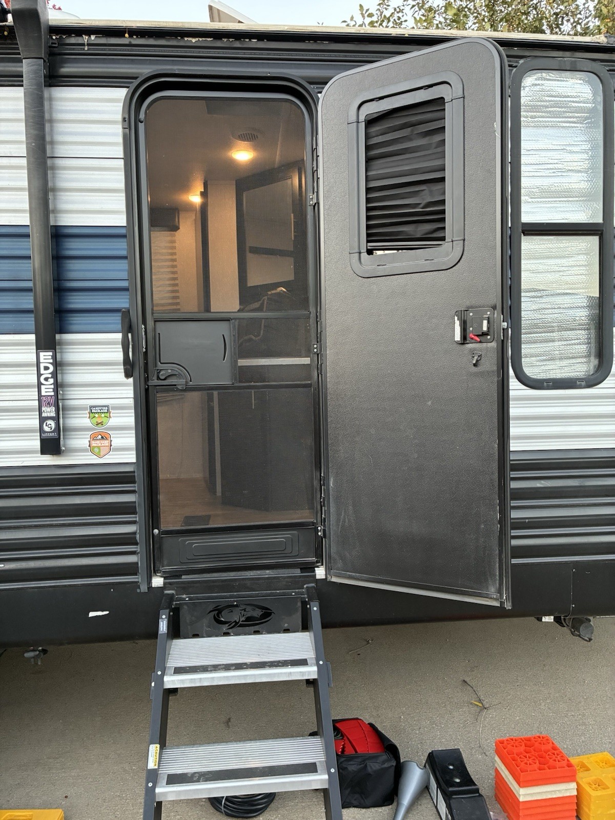 Forest River RV Cherokee 294GEBG Travel Trailer Cherokee Limited   *Winterized