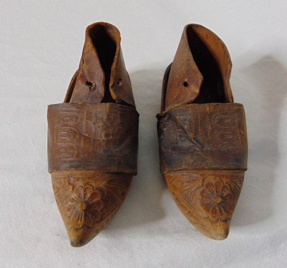 Antique Wood And Leather Childs Shoes French Carved Sabots Tooled Small Clogs - Image 2 of 4