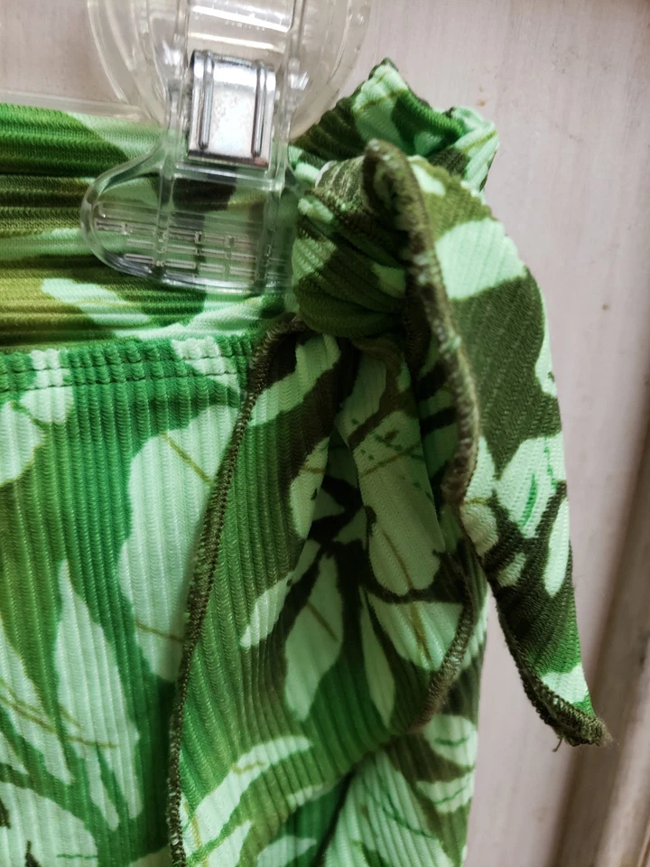 Catalina Sarong Mujer Talla 8/10 Verde Floral Natación Envoltura Acanalada Foto 3 de 4