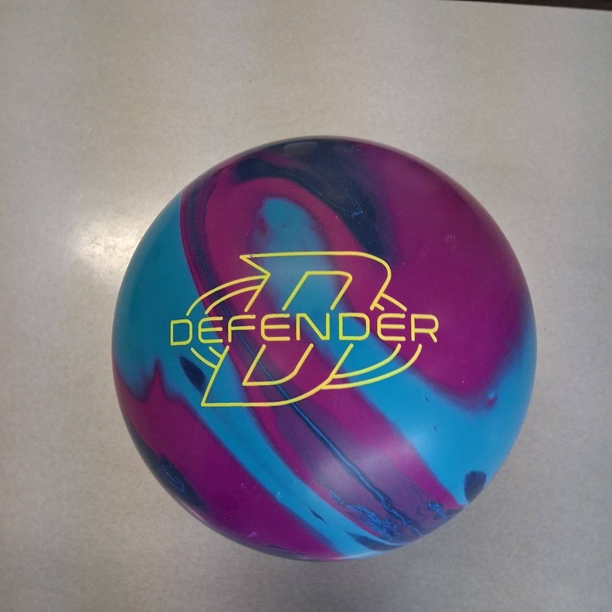 ま*ん様 【新品未ドリル】Brunswick Defender 15ポンド04オ Brunswick Defender Bowling Ball + FREE SHIPPING - BowlersMart.com