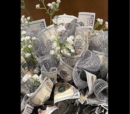 NEW Ficheny Props Money 100 pcs for Music Videos,Kids Learning Toys and Birthday - Picture 2 of 4