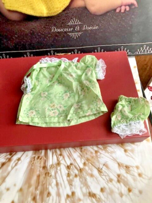 ensemble neuf laine POUPEE MODE ET TRAVAUX MARIE FRANCOISE FAIT MAINS