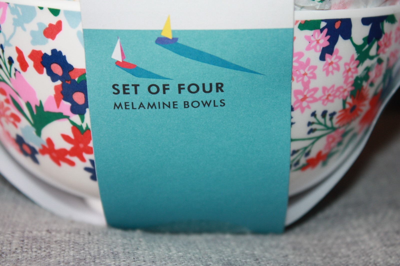 BNWT JOULES Set of 4 Melamine Snack Happy Flowers Outdoor Dining Picnic