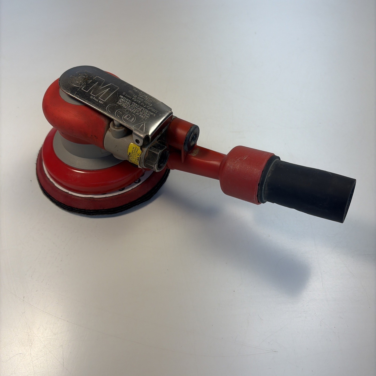 3M Pneumatic Random Orbital Sander 5in Disc 12000 RPM with Vaccuum Port