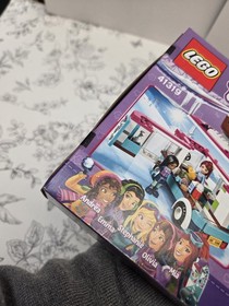 LEGO FRIENDS: Snow Resort Hot Chocolate Van (41319) New & Retired IMPERFECT BOX