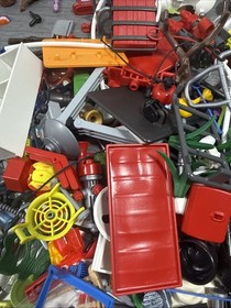 Vintage Playmobil Geobra Figures Mixed Lot VTG 90's Parts Accessories