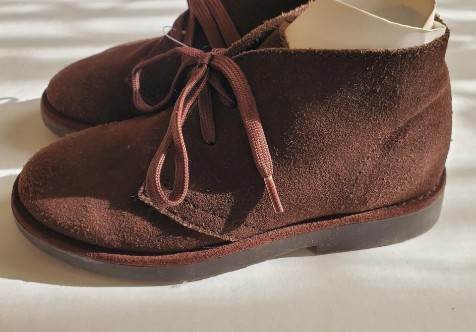 Gymboree Toddler Boys Size 11 Brown Suede Desert Ankle Chukka Boots Shoes NWOT - Image 2 of 4