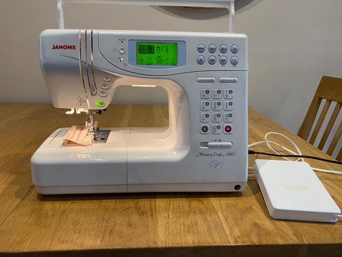 JANOME MC4900QC Memory Craft 4900 Sewing Machine w/ Cover