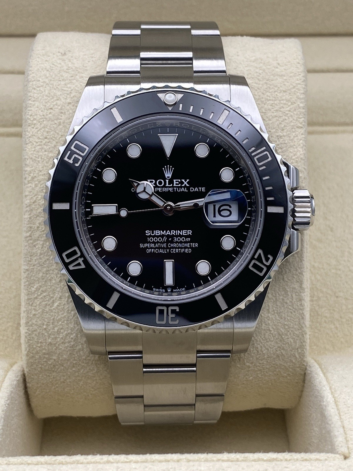 Rolex Submariner Date 126610LN 2023 Full Set 41mm Excellent Condition image 10
