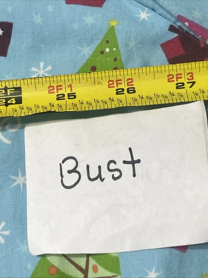 Melrose by May-Hill Uniforms SZ Unisex 3XL Christmas Tree Scrub Top V-Neck - Image 3 of 4