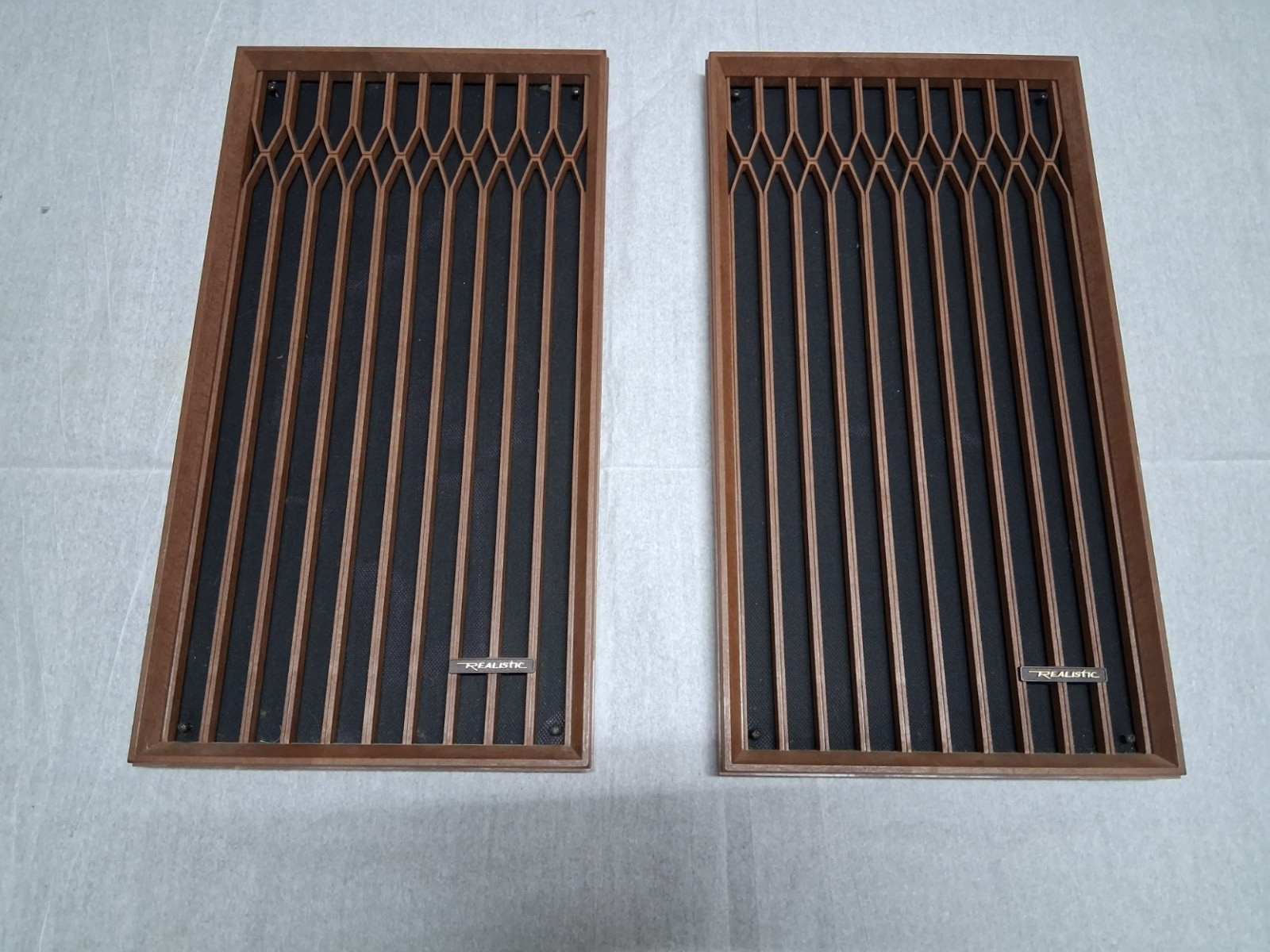 Realistic NOVA-4 vintage audio equipment - eBay listing photo 3