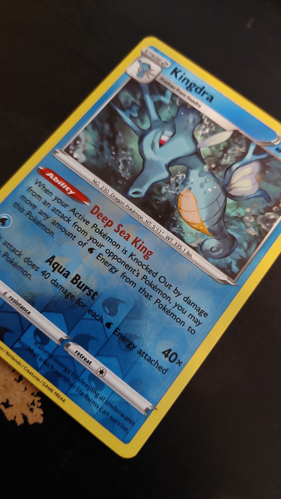 Kingdra (33/163) Reverse-holographic Pokemon card